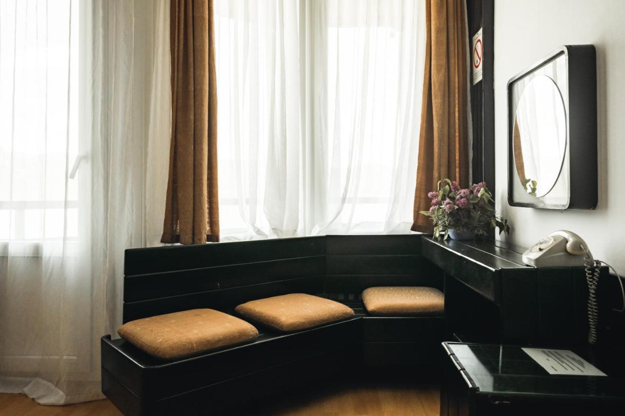 Hotel Lepenski Vir Доні-Мілановац Екстер'єр фото