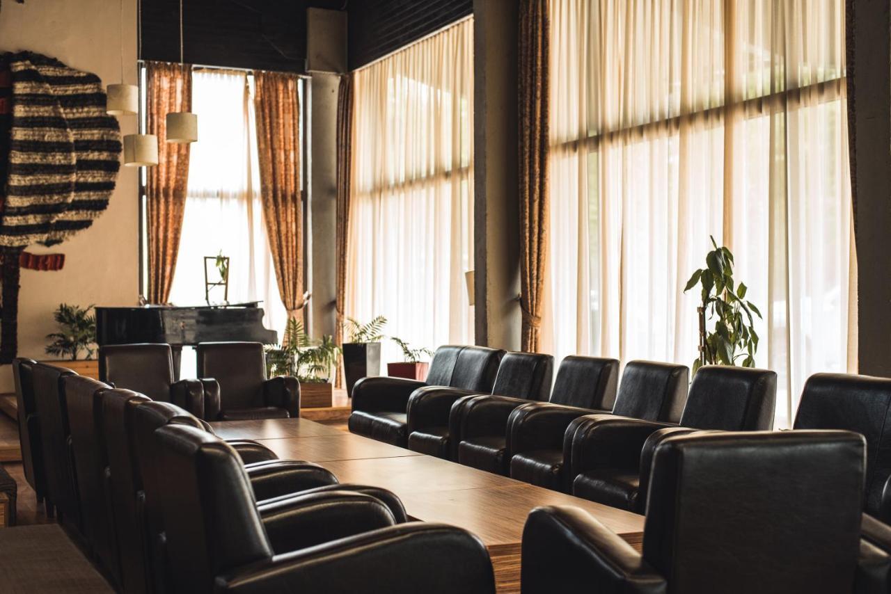 Hotel Lepenski Vir Доні-Мілановац Екстер'єр фото