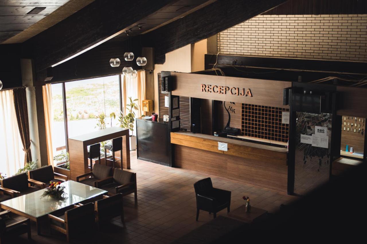 Hotel Lepenski Vir Доні-Мілановац Екстер'єр фото
